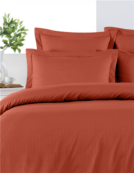 Drap housse uni en satin de coton 120 fils bonnet 40cm VERSAILLES PLUS