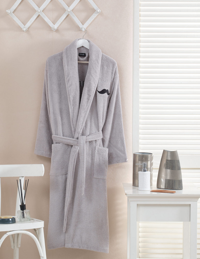 Peignoir brodé col châle 420 g/m²...