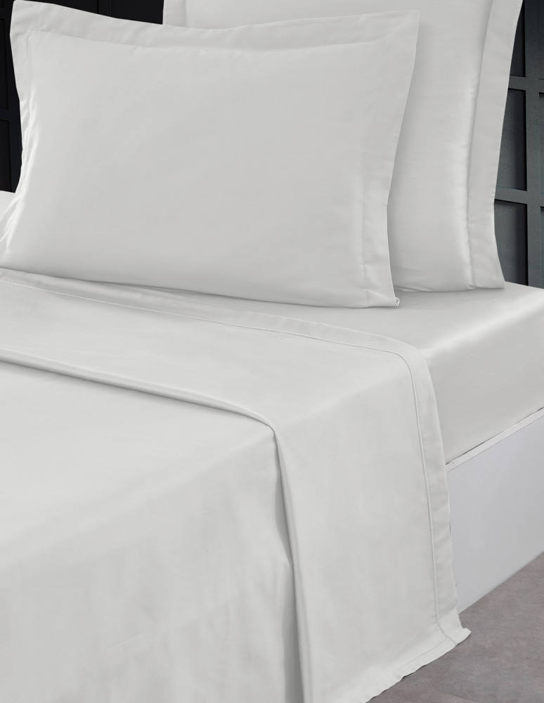 Drap plat en satin de coton 120 fils...