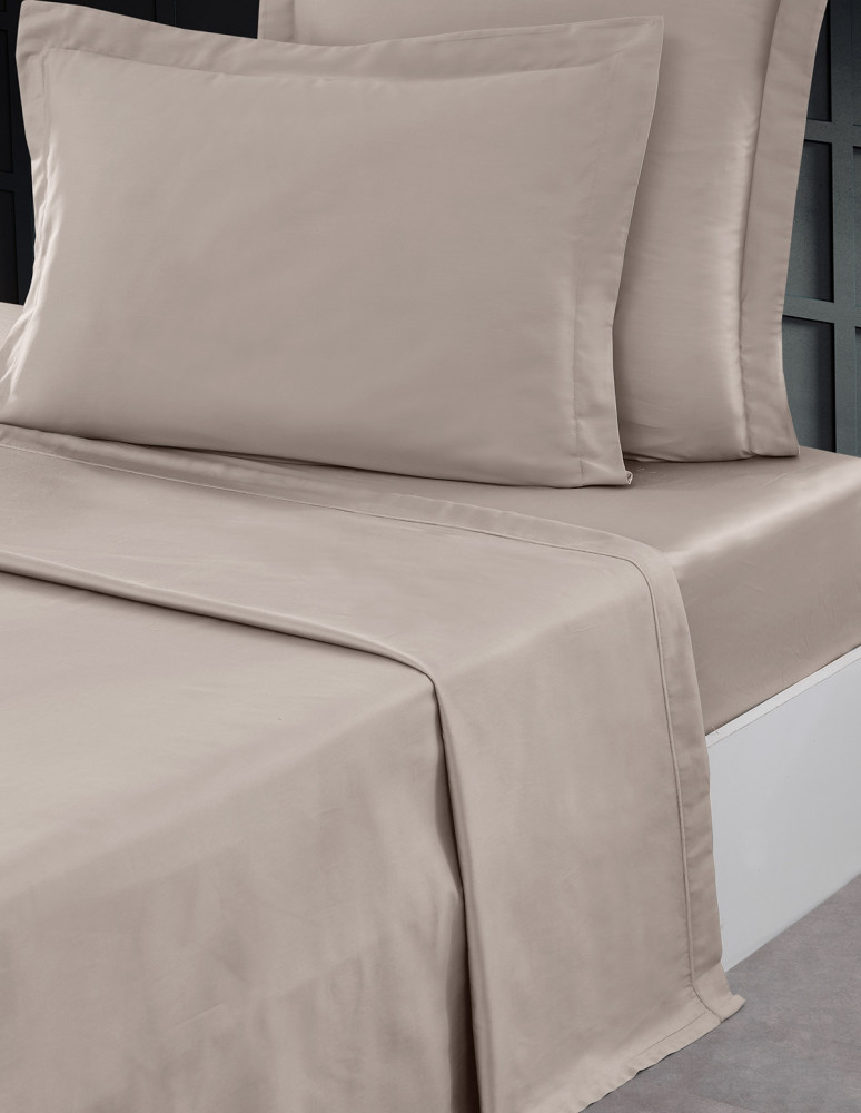 Drap plat en satin de coton 120 fils...