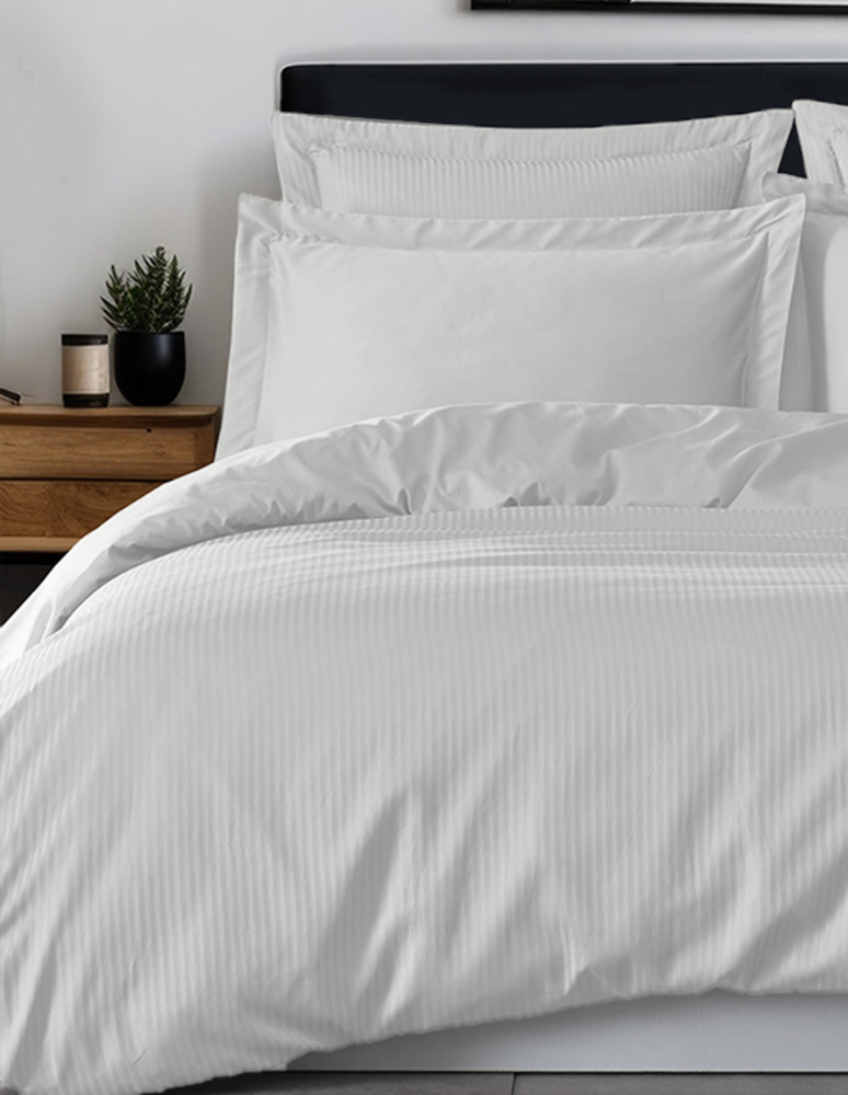 Parure housse de couette rayée satin...