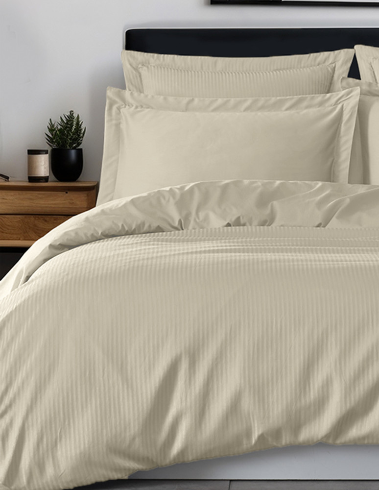 Parure housse de couette rayée satin...