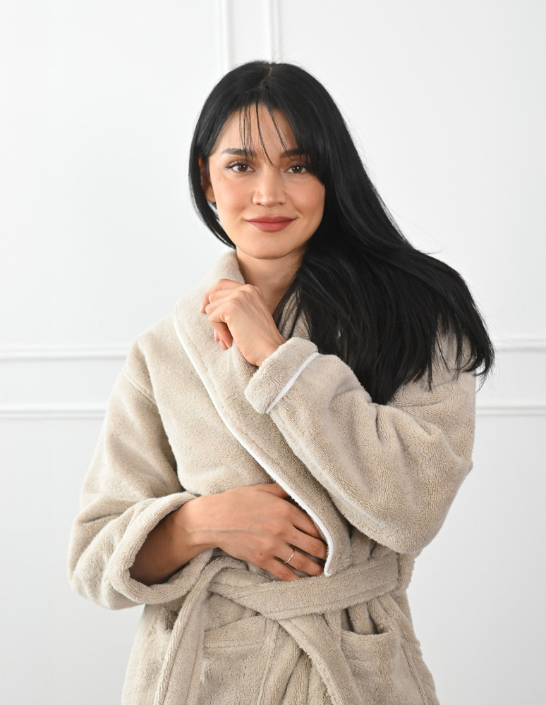 Peignoir mixte col chale avec bourdon...