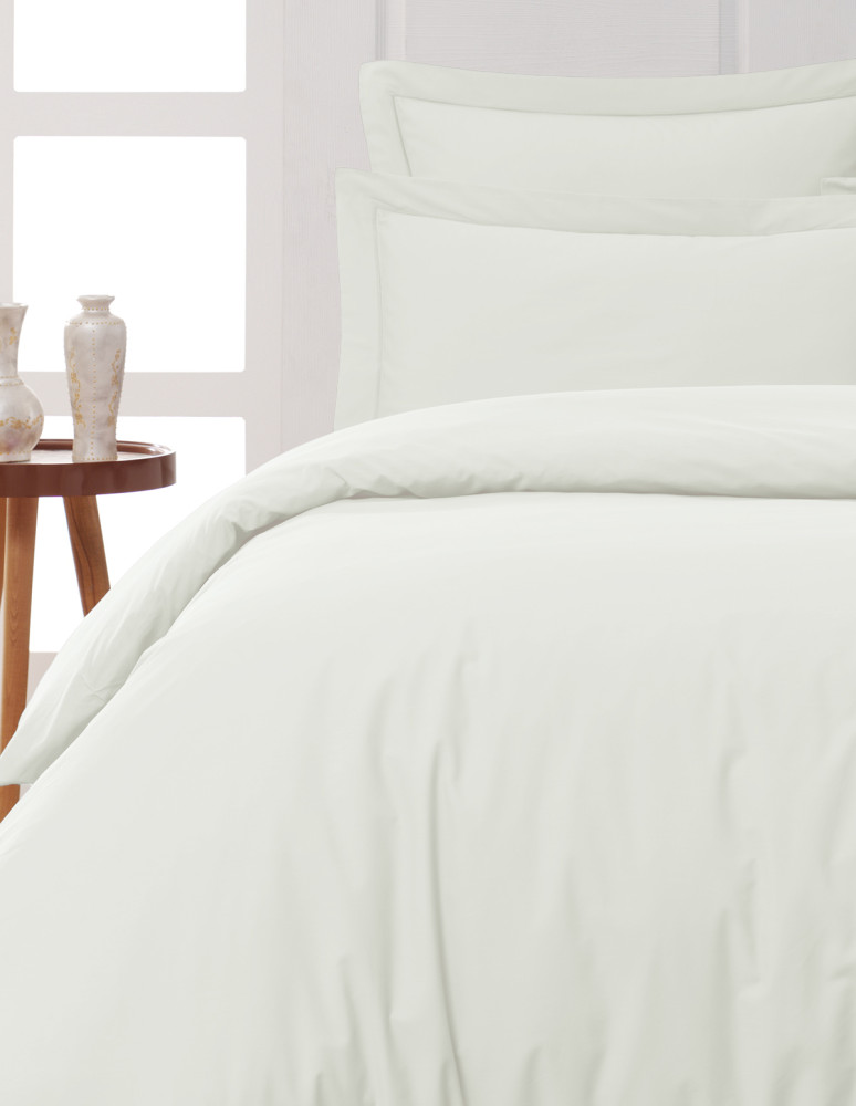 Parure housse de couette + 2 taies...