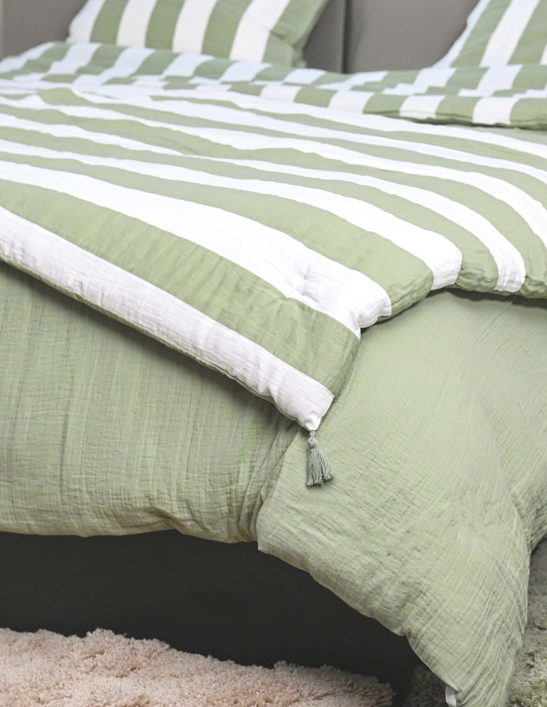 Couvre lit en gaze de coton...