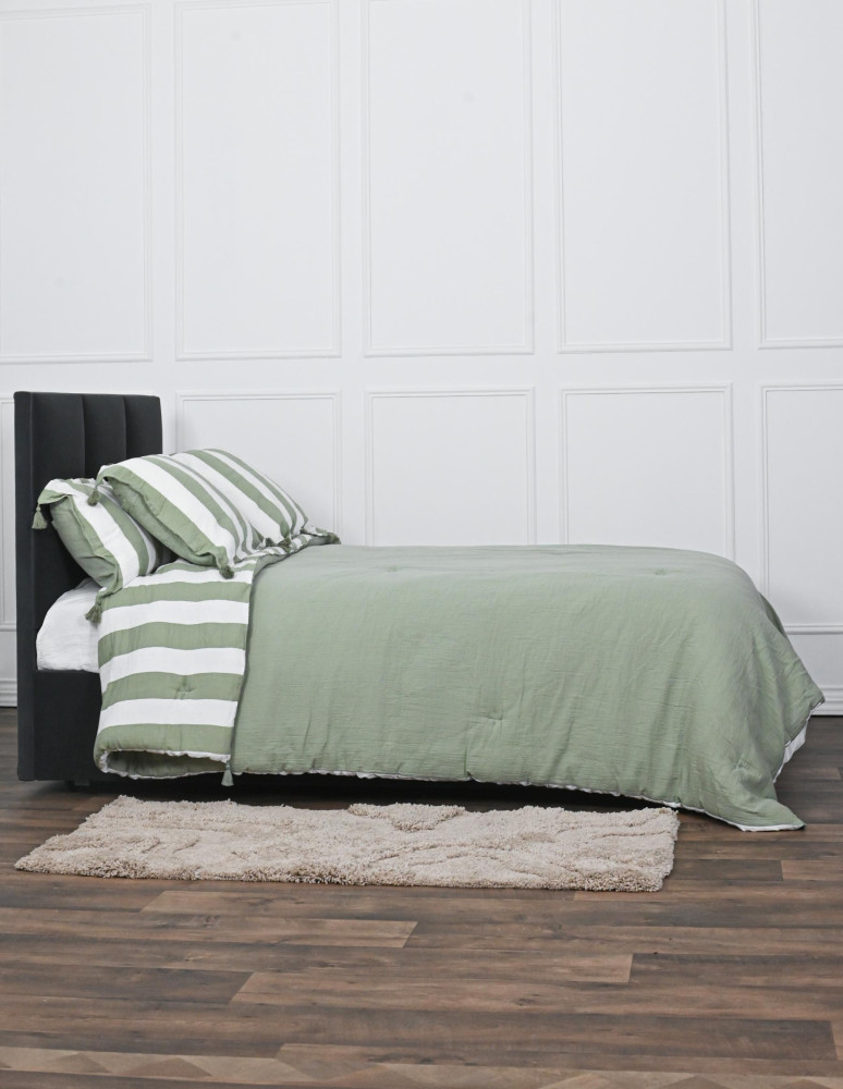 Couvre lit en gaze de coton...