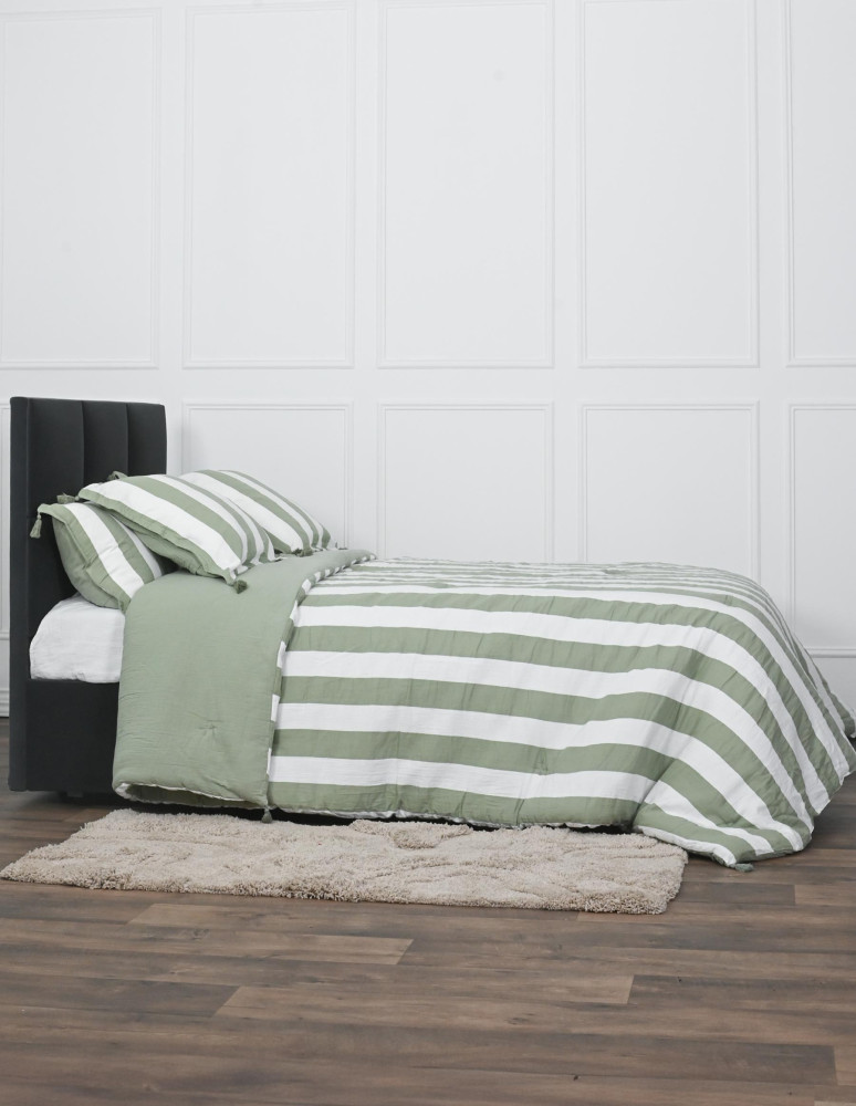 Couvre lit en gaze de coton...