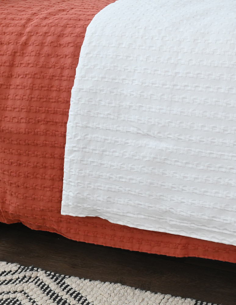 Chemin de lit en coton lavé WAFFLE KNOTE