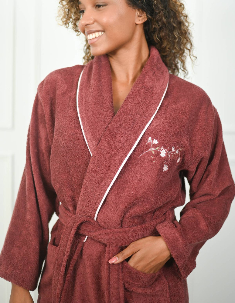 Peignoir brodé col châle 420 g/m² ELISE