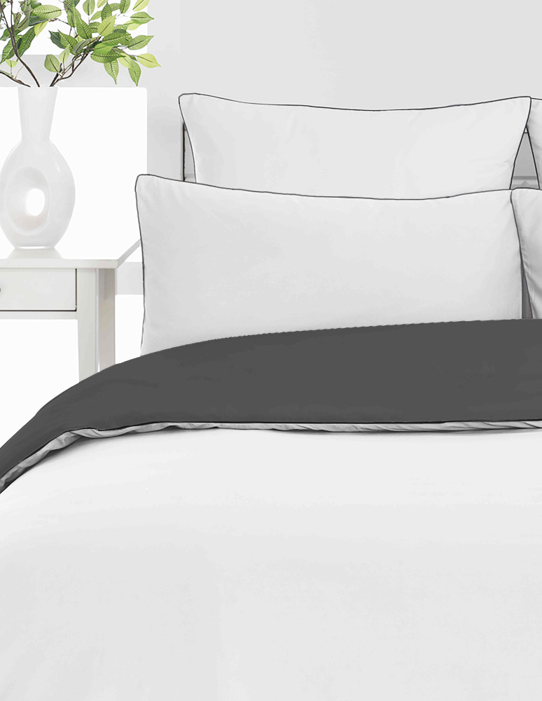 Lot de 2 taies en percale de coton...