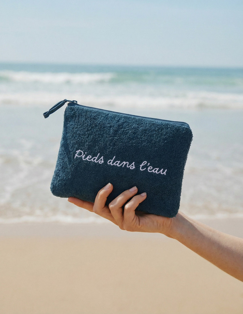 Trousse brodée BAHAMAS "PIEDS DANS...