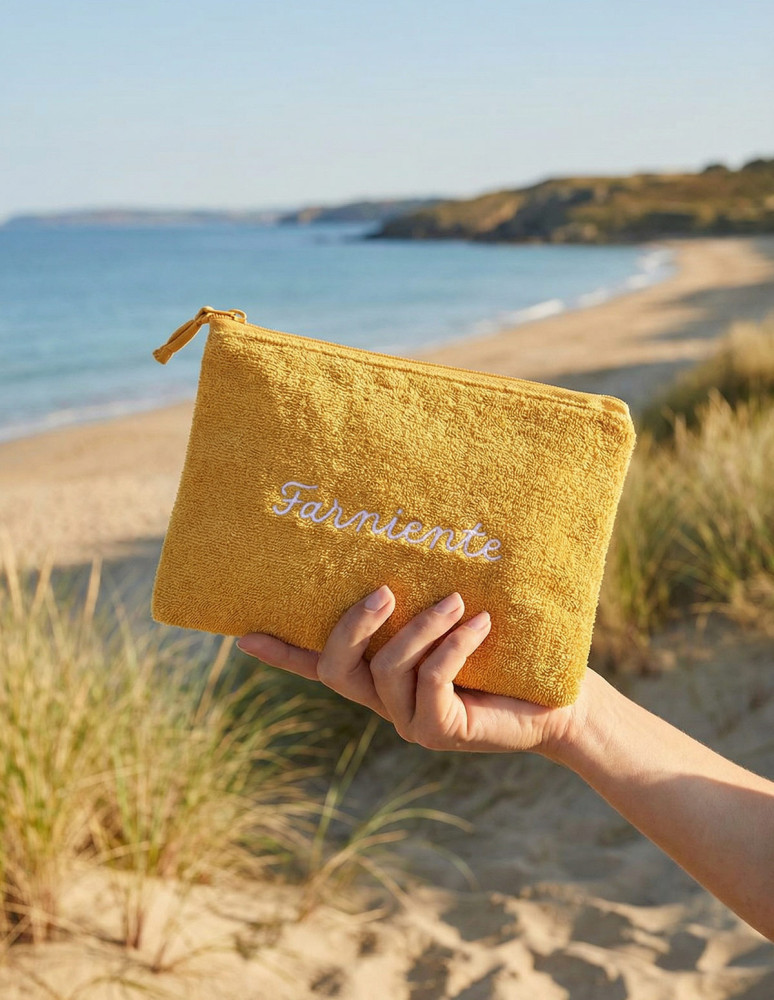 Trousse brodée BAHAMAS...