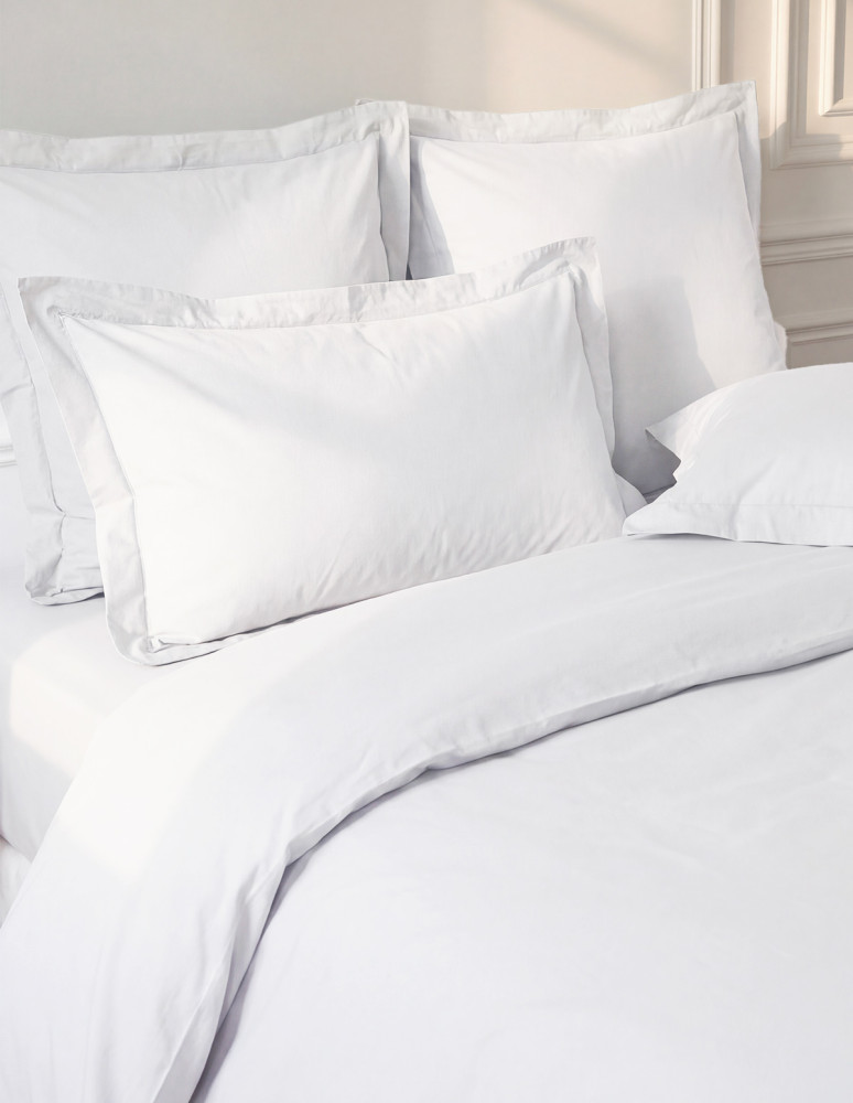 Parure housse de couette + 2 taies...
