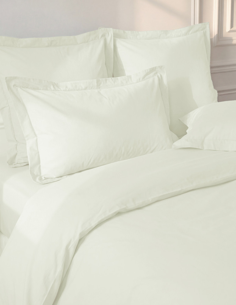 Parure housse de couette + 2 taies...