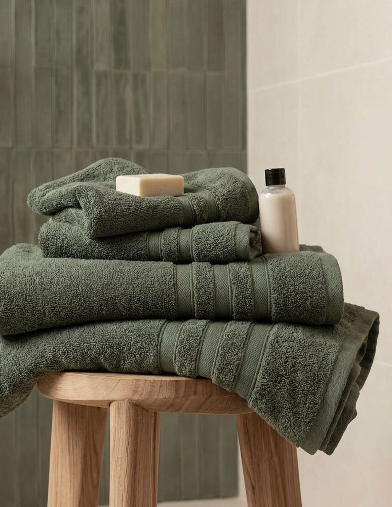 Ensemble de bain 4 pièces + tapis 600...