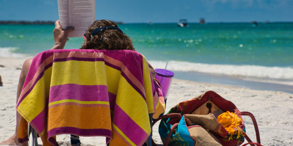 Serviette de plage ou fouta : quelles différences ?